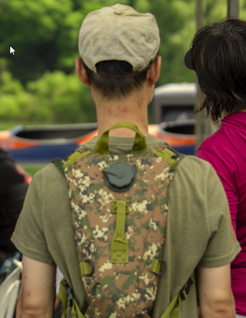 Photo of Xuyang Song, an artist.